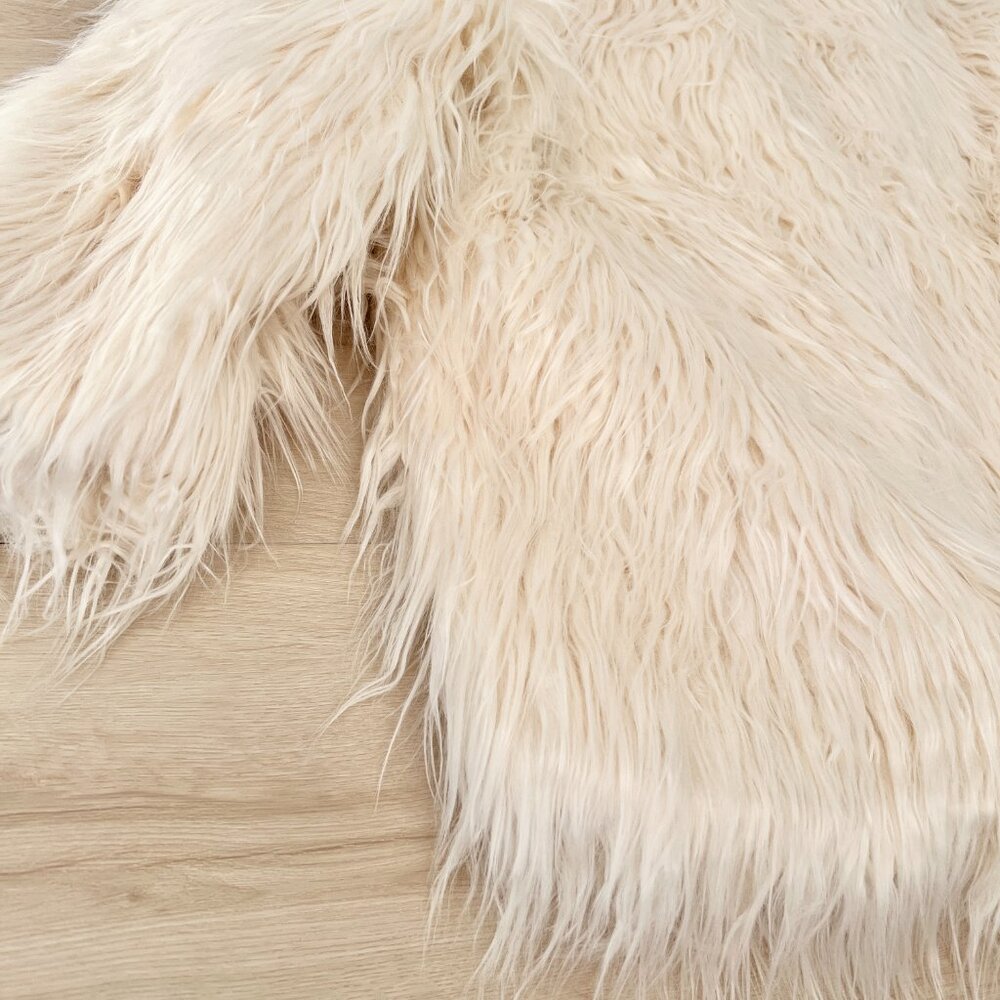NWT Azalea Wang Breckenridge CREAM Faux Fur Coat Size Large / Y2K Maximalism - Picture 11 of 13